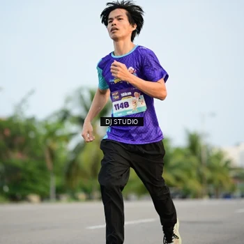 Runner Photo 8342591