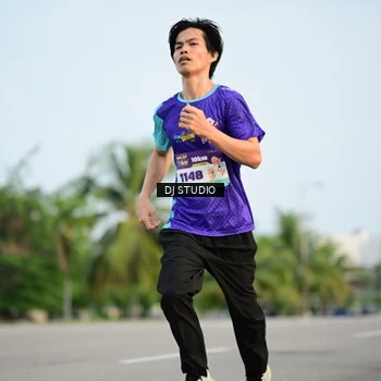Runner Photo 8342592