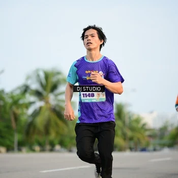Runner Photo 8342593