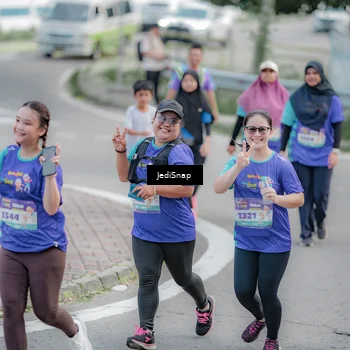 Runner Photo 8342595