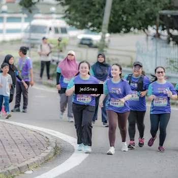 Runner Photo 8342601