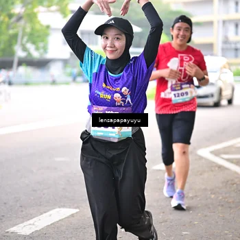 Runner Photo 8342603