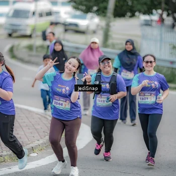 Runner Photo 8342606
