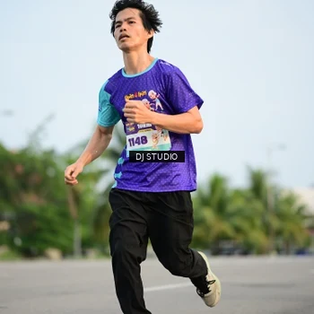 Runner Photo 8342611