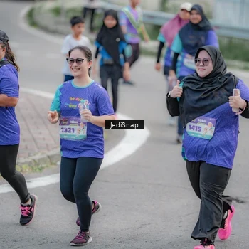 Runner Photo 8342617