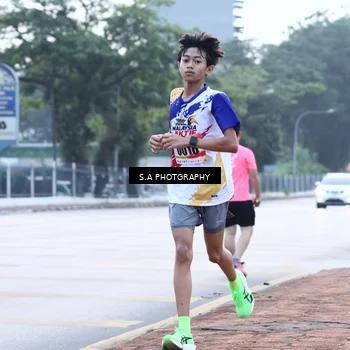 Runner Photo 8342626