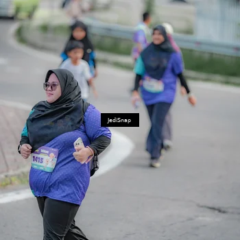 Runner Photo 8342636