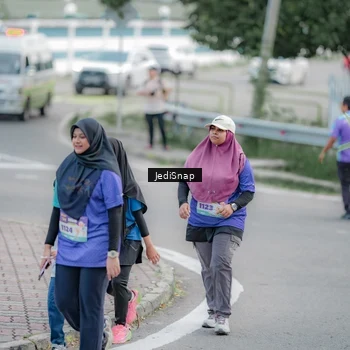 Runner Photo 8342639