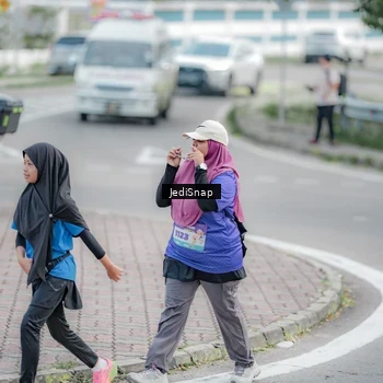 Runner Photo 8342649