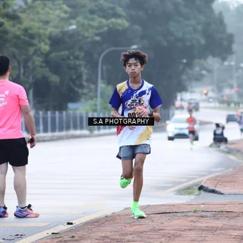 Runner Photo 8342654
