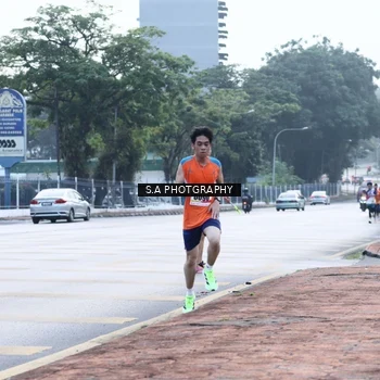 Runner Photo 8342662