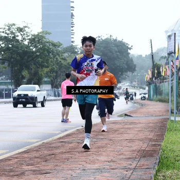 Runner Photo 8342667