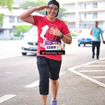 Runner Photo 8342695