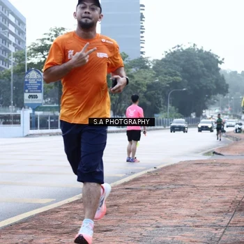 Runner Photo 8342702