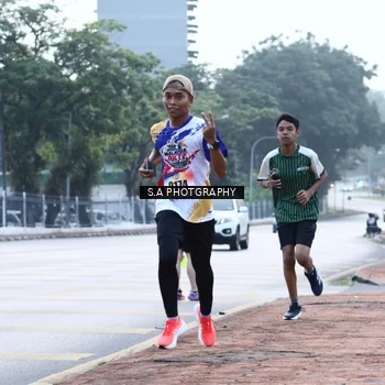 Runner Photo 8342704