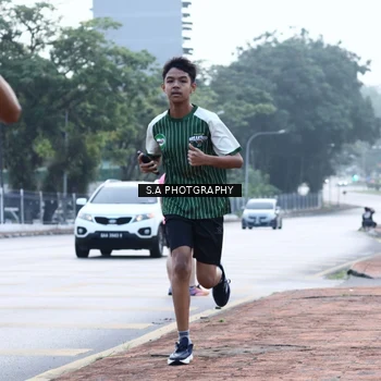 Runner Photo 8342724