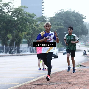 Runner Photo 8342738