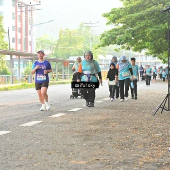 Runner Photo 8342752