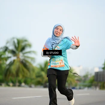 Runner Photo 8342754
