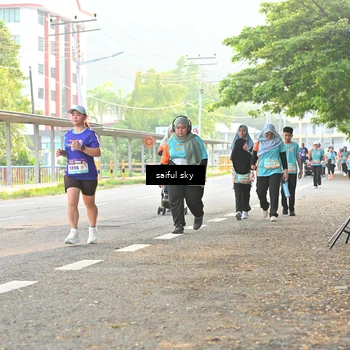 Runner Photo 8342757