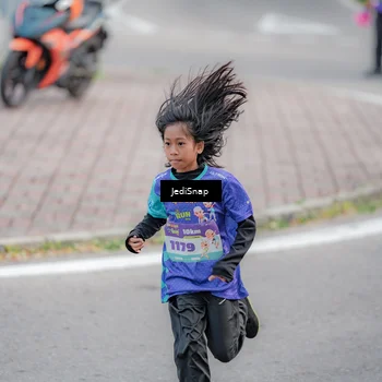 Runner Photo 8342763