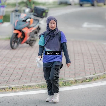Runner Photo 8342772