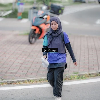 Runner Photo 8342789