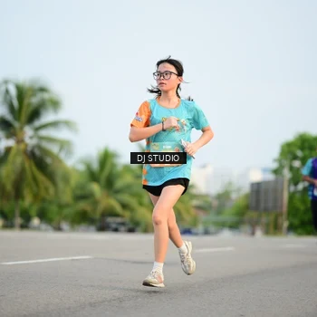 Runner Photo 8342799