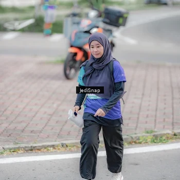 Runner Photo 8342800