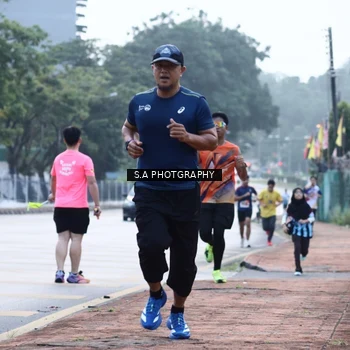 Runner Photo 8342801