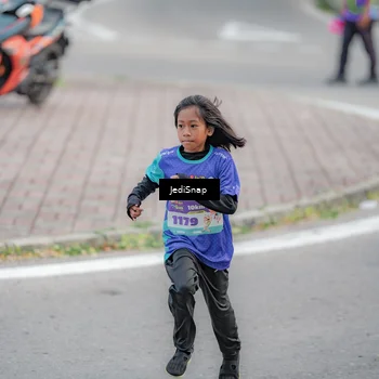 Runner Photo 8342821