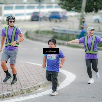 Runner Photo 8342826