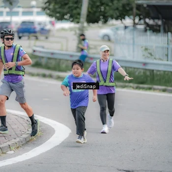 Runner Photo 8342827