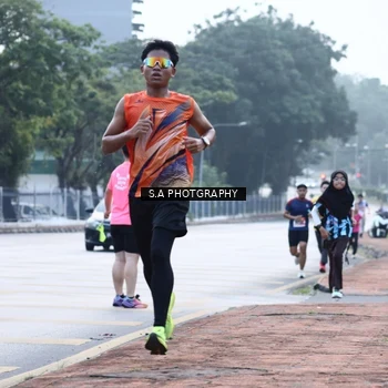 Runner Photo 8342848