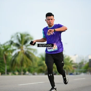 Runner Photo 8342853