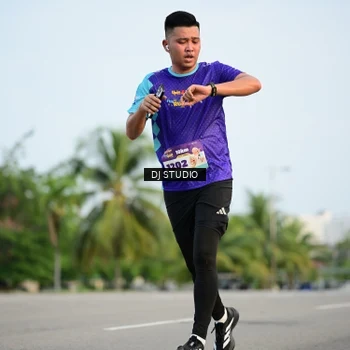 Runner Photo 8342856
