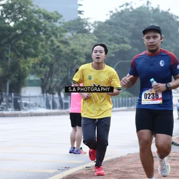 Runner Photo 8342864