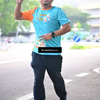 Runner Photo 8342883