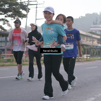 Runner Photo 8342959