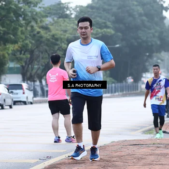 Runner Photo 8342979
