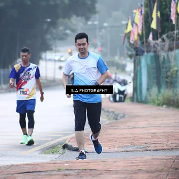 Runner Photo 8342995