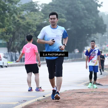 Runner Photo 8343008