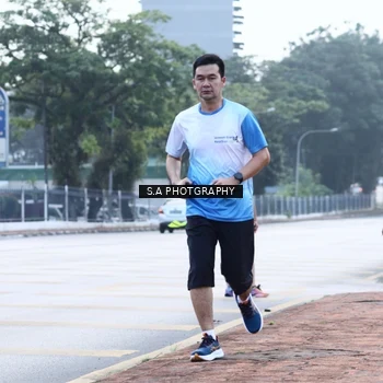 Runner Photo 8343022