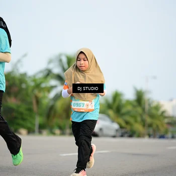 Runner Photo 8343037