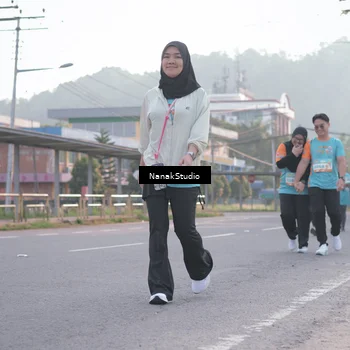 Runner Photo 8343040