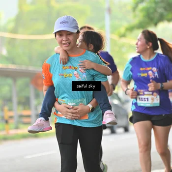 Runner Photo 8343046