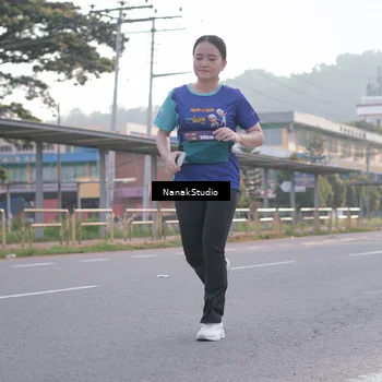 Runner Photo 8343072