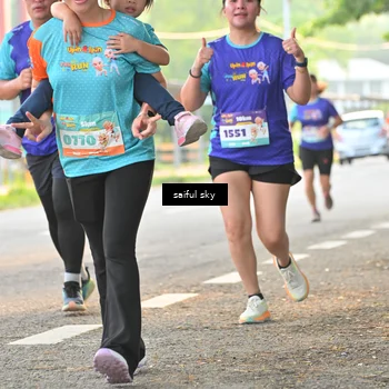Runner Photo 8343076