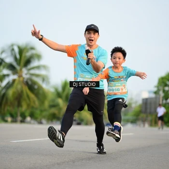 Runner Photo 8343094