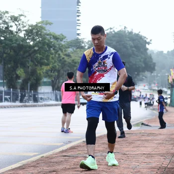 Runner Photo 8343103